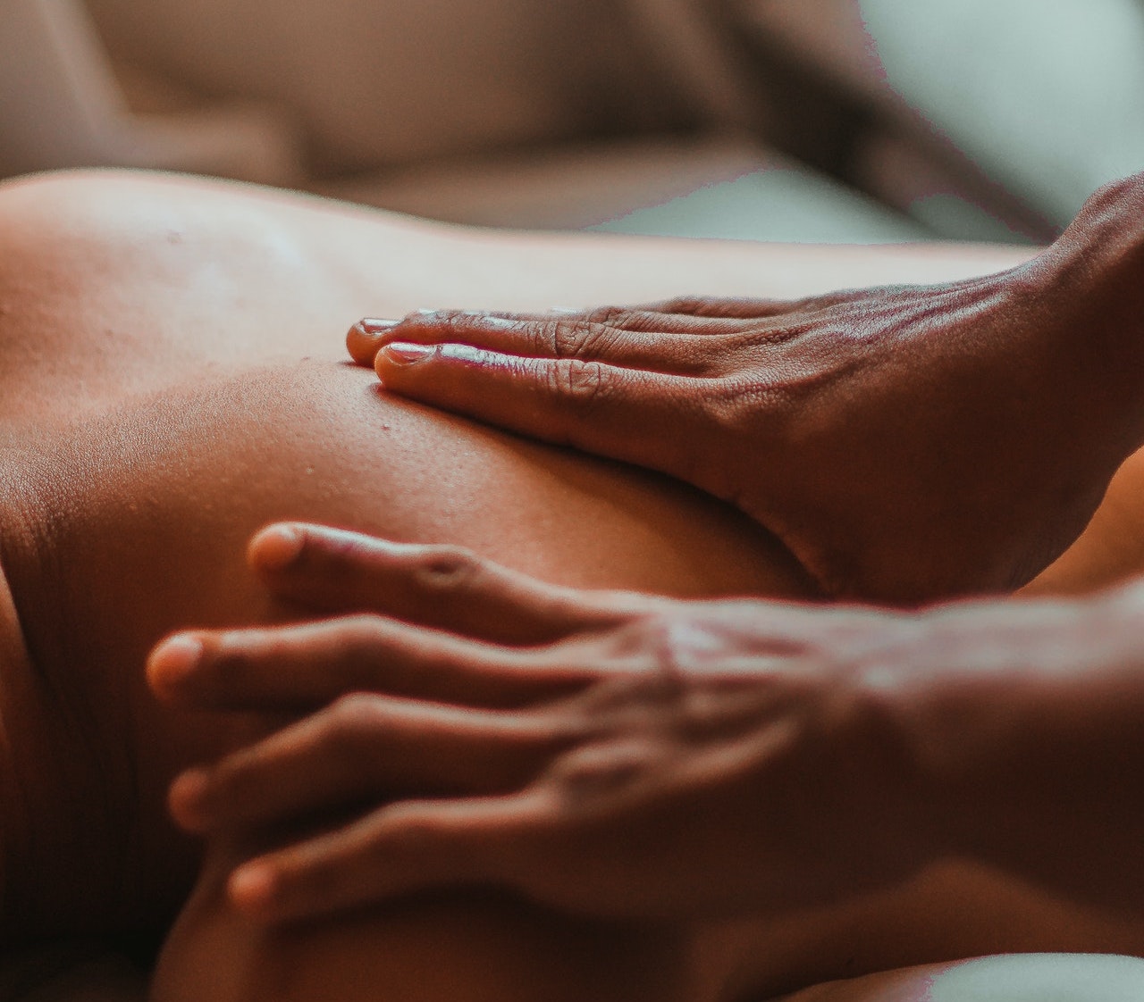 Thérapeutique ou relaxant : Quel type de massage est le meilleur ?